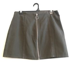 Chloe & katie olive green zip skirt
